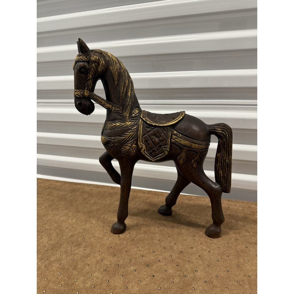 Wooden Horse Beautiful Home Decor 15”x12”‎